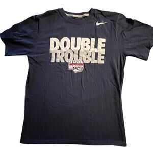 Nike 2014 UConn Basketball Double Trouble Champions T Shirt Large Stewie NCAA